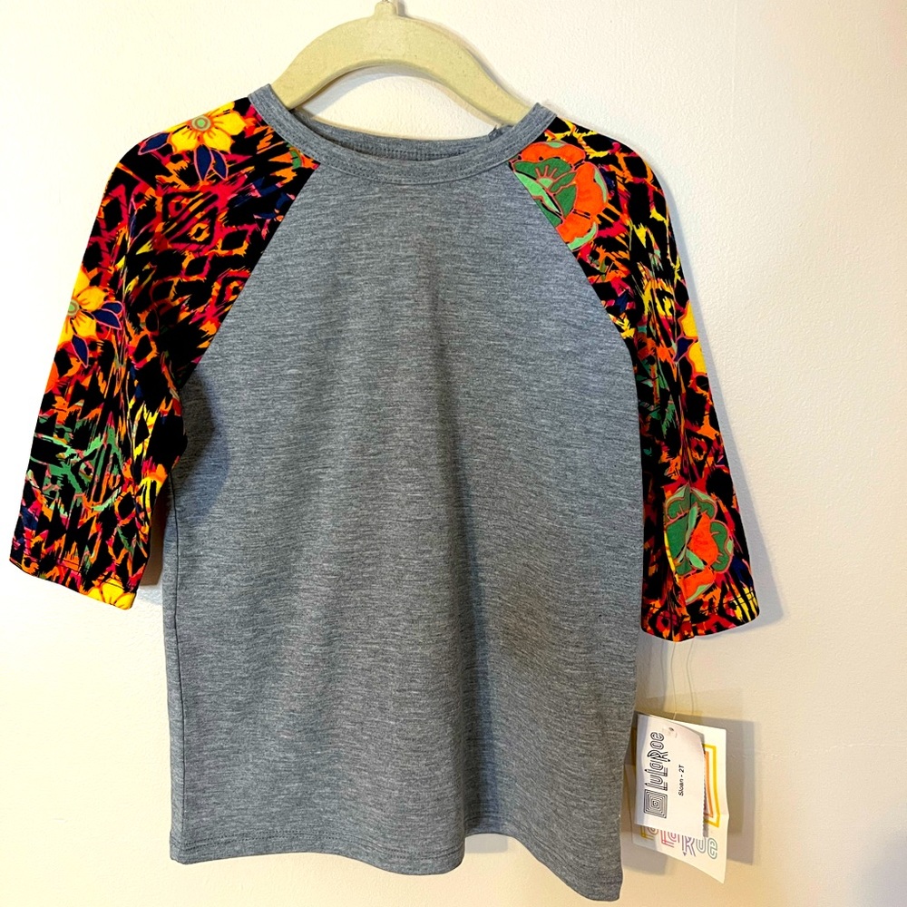 NWT Sloan size 2! Gray and an awesome pattern on the sleeves.